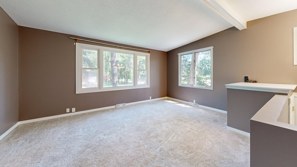 choosing a living room wall color