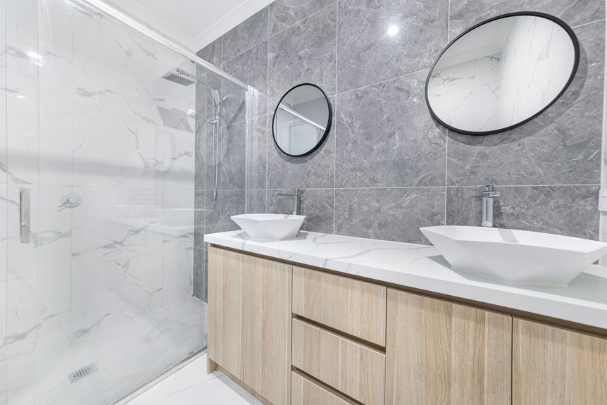 streak free bathroom mirror guide